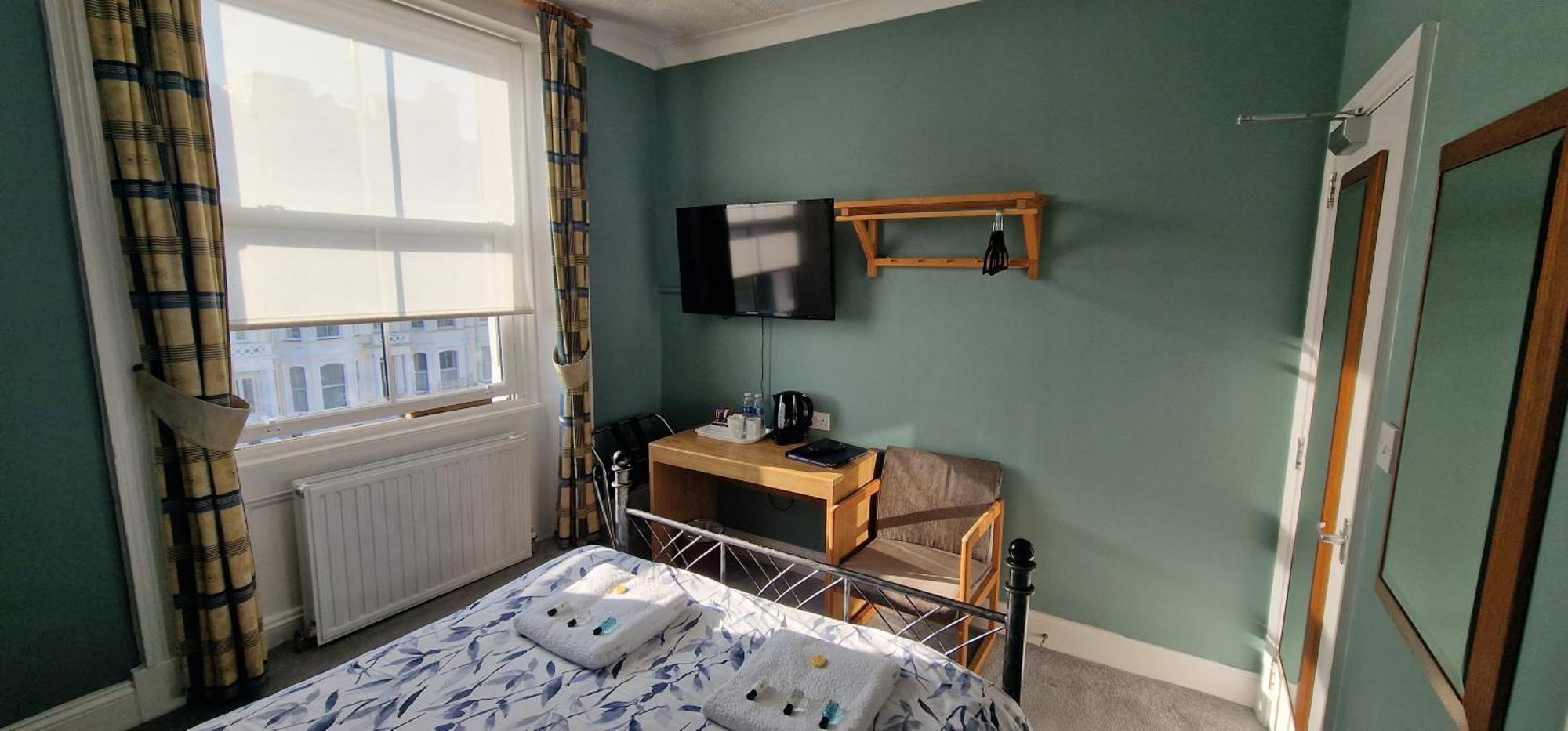 The Portland Hotel Folkestone Extérieur photo